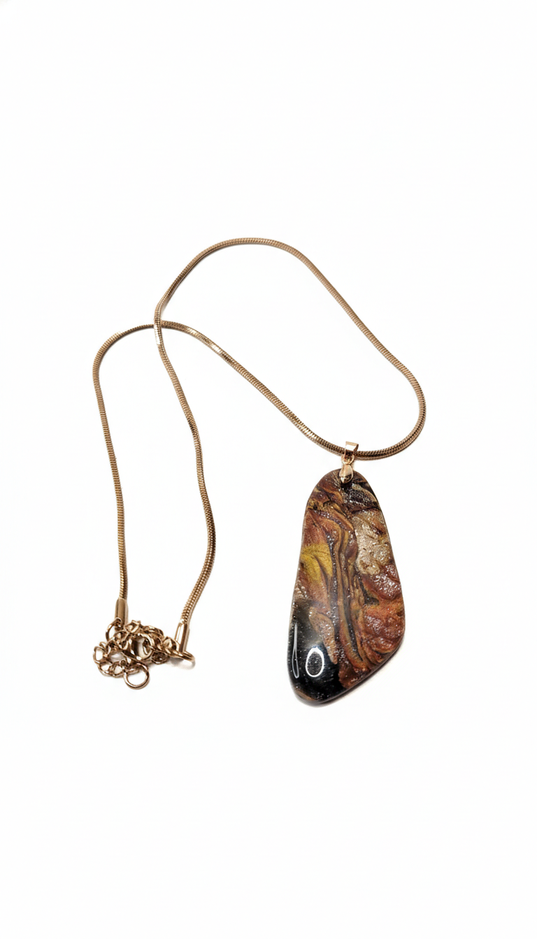 Metallic abstract Necklace