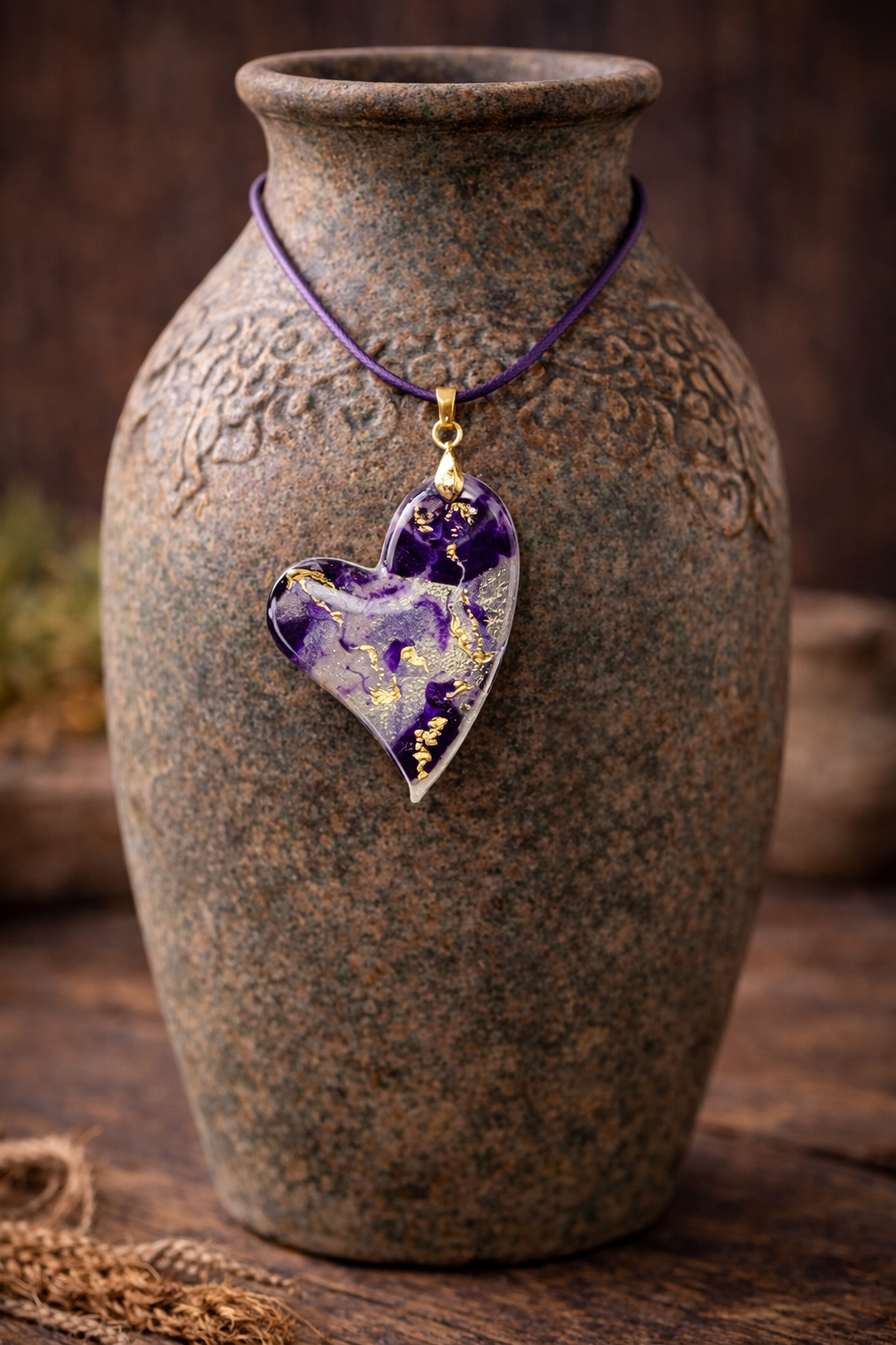 Shimmery heart-shaped pendant Necklace