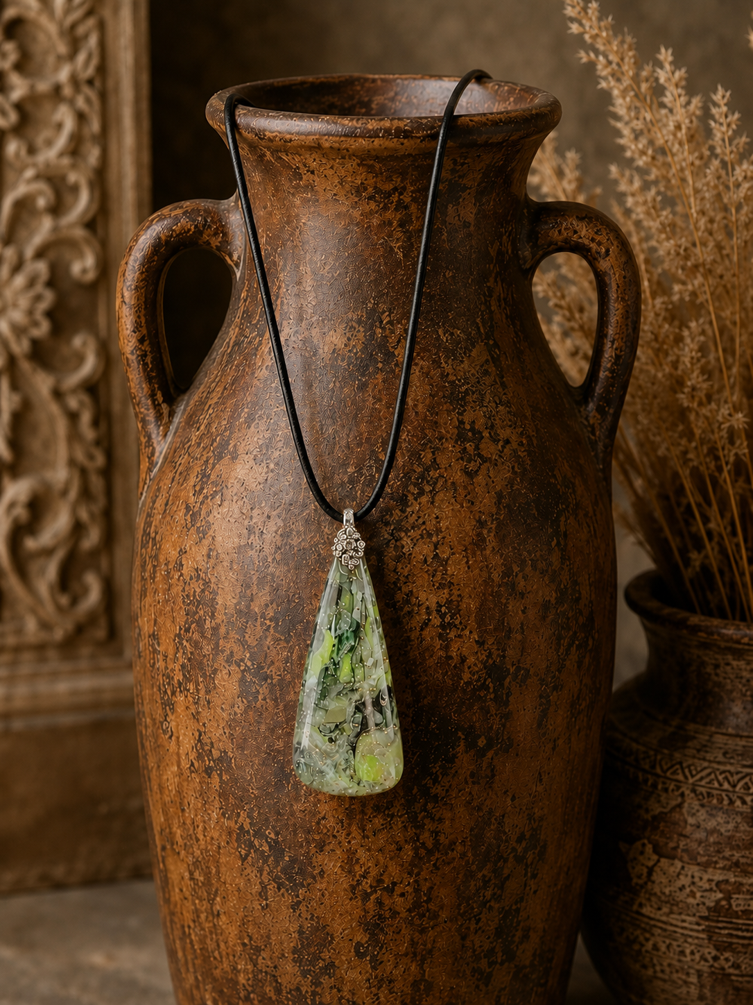Teardrop-shaped cabochon pendant, light green and black Necklace