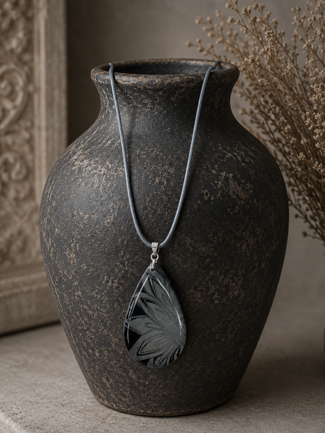 Shimmery silver and black Necklace