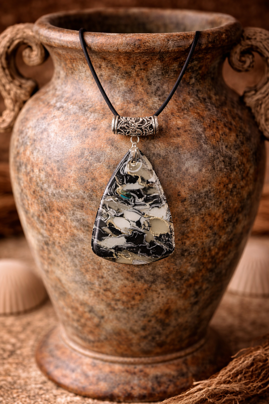 Abstract translucent golden lines Necklace