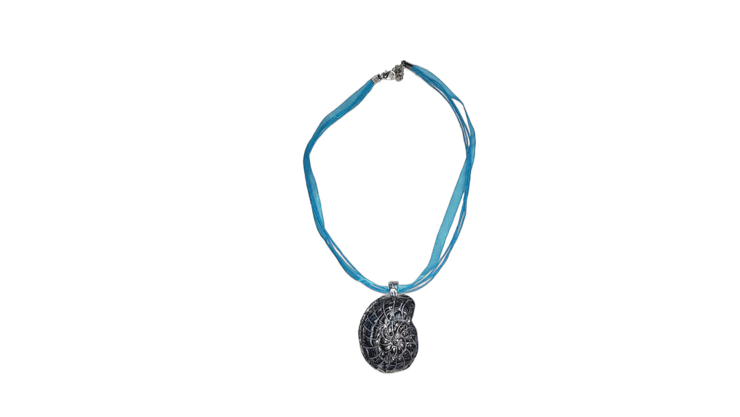 Faux sea shell Necklace