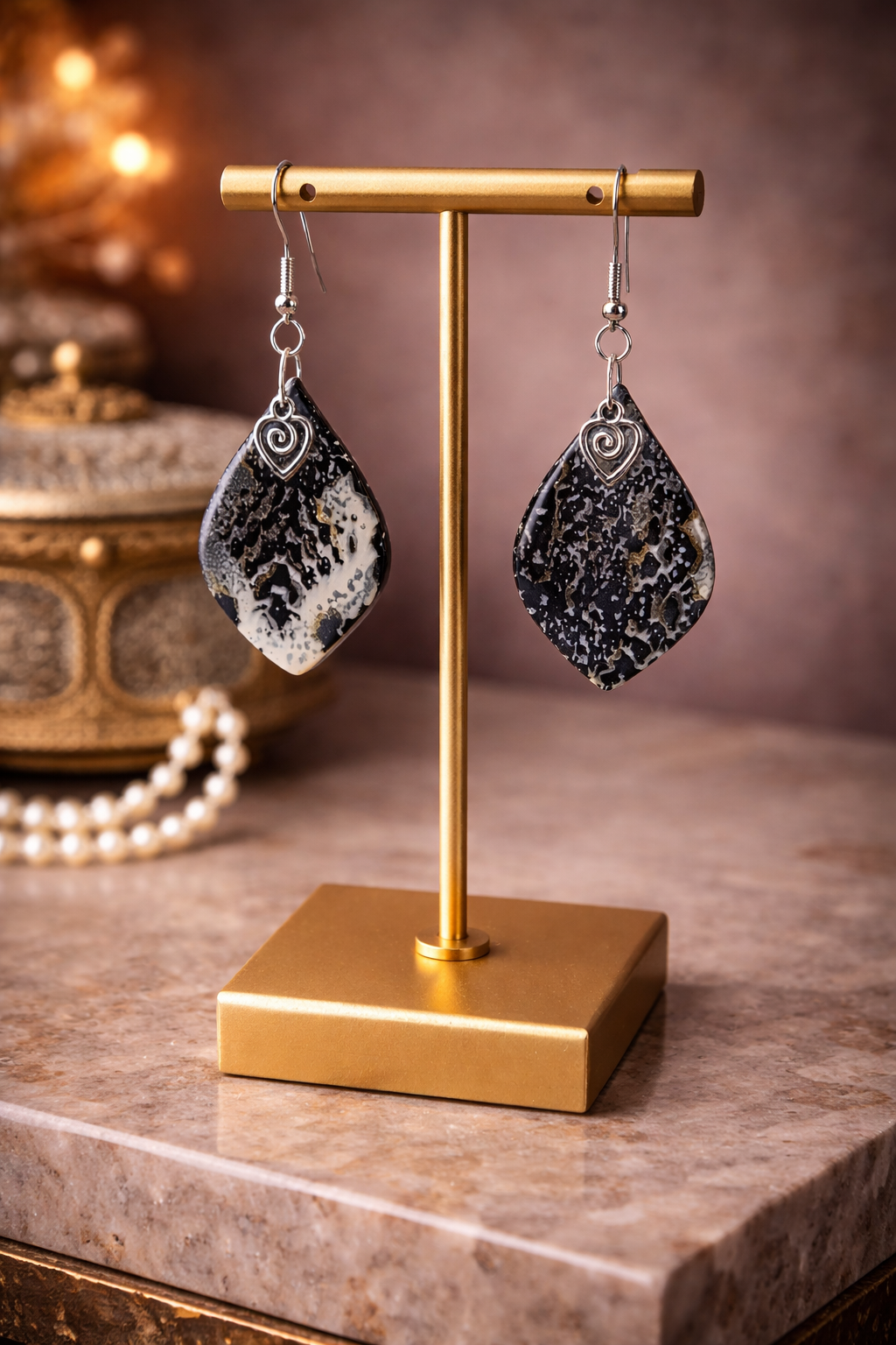 Snakeskin-inspired pattern Necklace and Earring SET