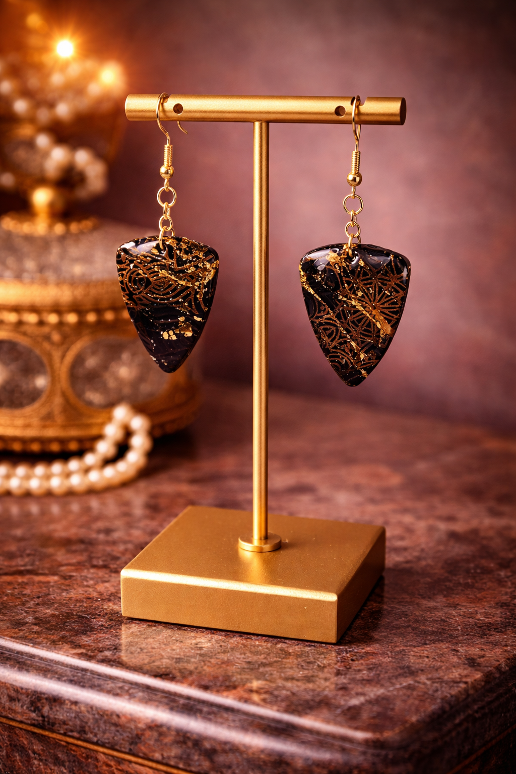 Striking Necklace and Earring SET black with scattered flecks of gold