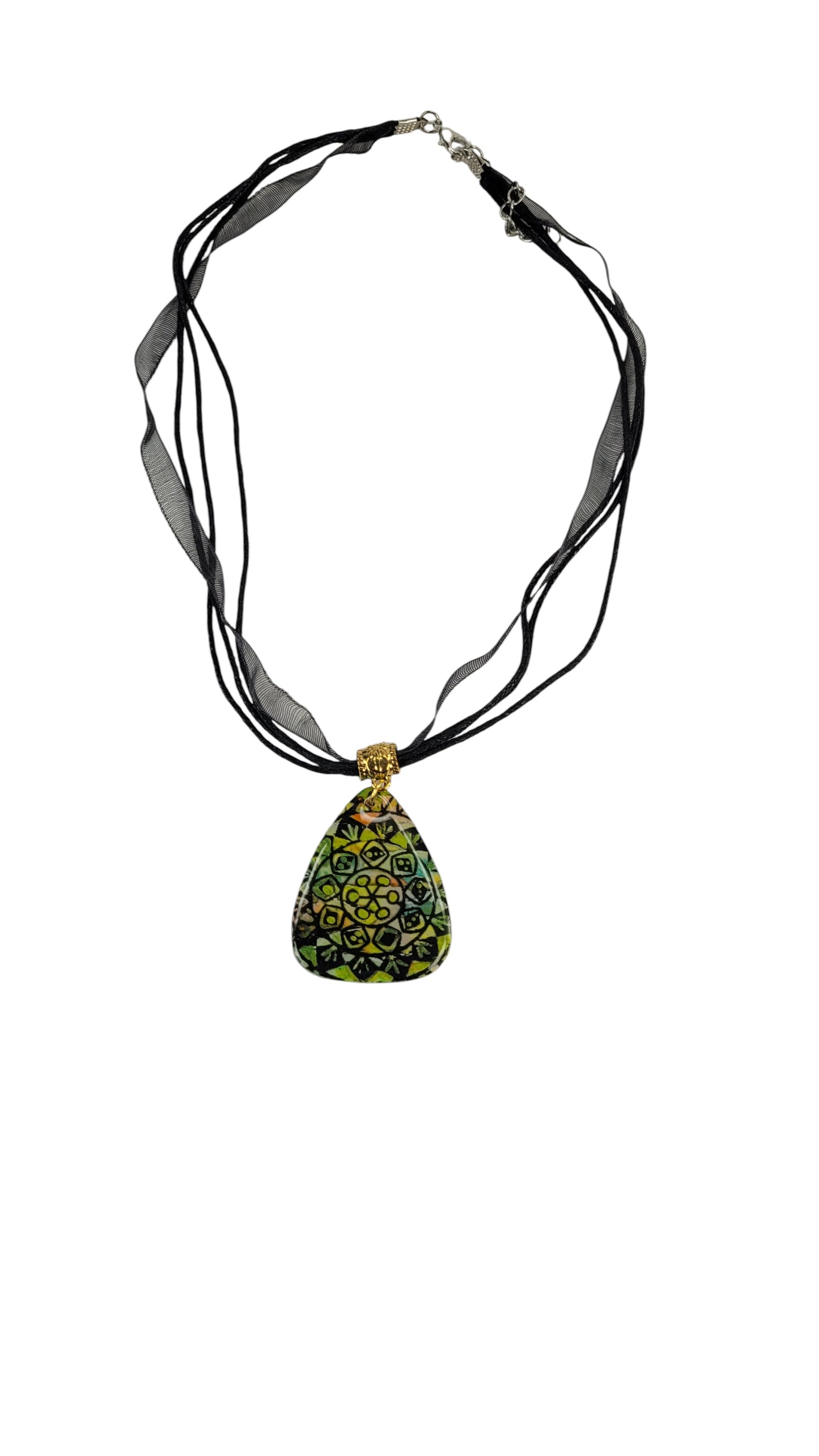 Bold tribal-inspired pattern