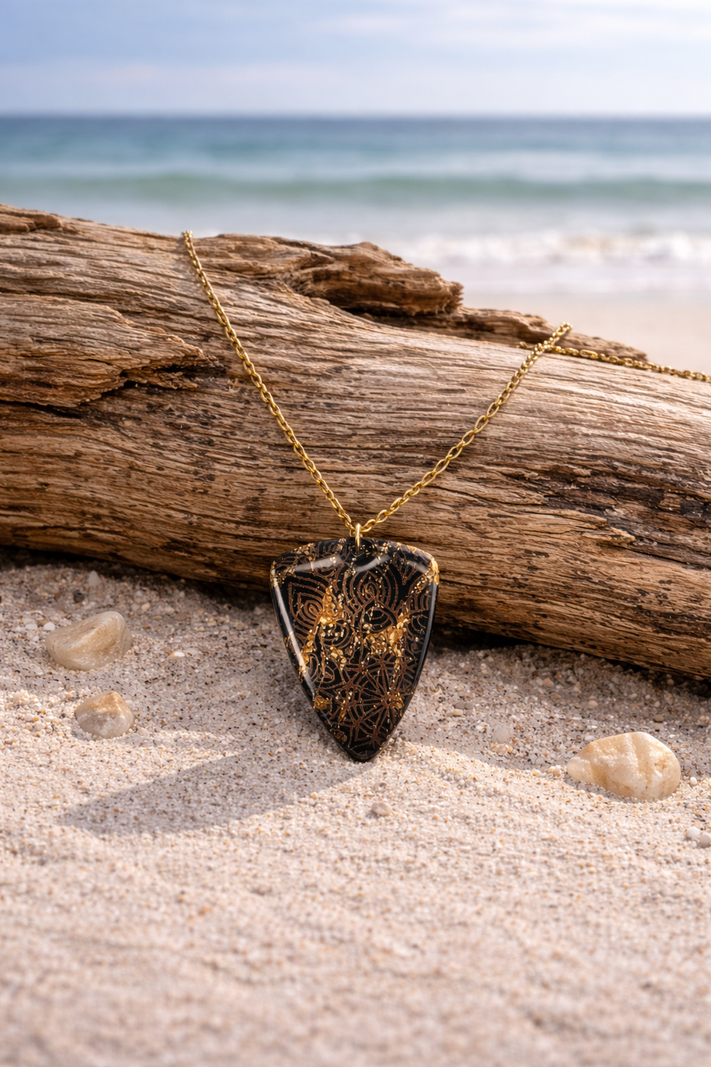 Striking Necklace and Earring SET black with scattered flecks of gold