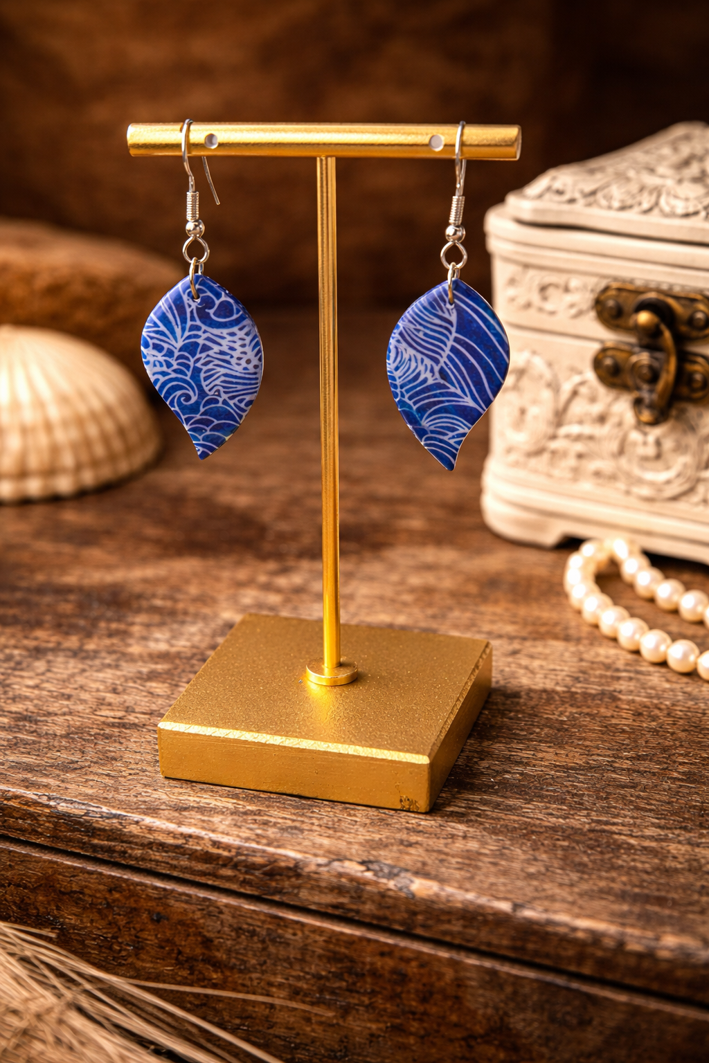 Blue with white pattern Necklace and Earrings SET