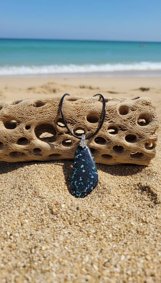 Sparkly blue Necklace